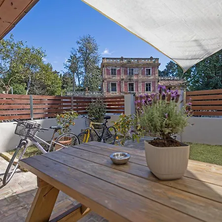 Folea @ Corfu Town! * Corfu (city)